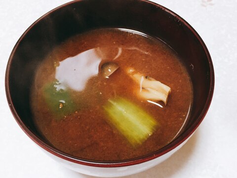 里芋、青梗菜の味噌汁